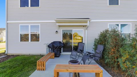 Tiny photo for 120 Kingsport Drive, South Elgin, IL 60177 (MLS # 12502066)