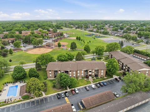 Tiny photo for 13935 Laramie Avenue #220, Crestwood, IL 60418 (MLS # 12679691)