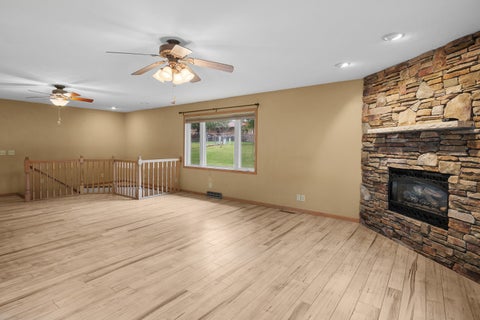 Tiny photo for 1414 Royal Oak Court, De Witt, IA 52742 (MLS # 12757687)