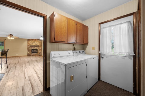 Tiny photo for 1414 Royal Oak Court, De Witt, IA 52742 (MLS # 12757687)