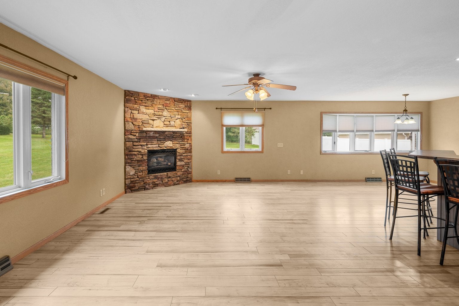1414 Royal Oak Court