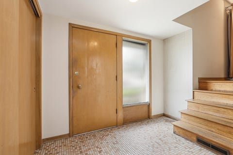 Tiny photo for 5746 Vine Street, Oak Forest, IL 60452 (MLS # 12724638)