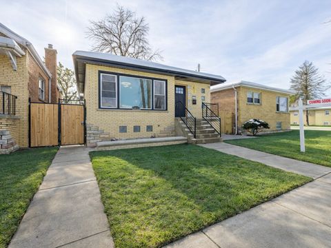 Photo of 3053 W 77th Street, Chicago, IL 60652 (MLS # 12543476)