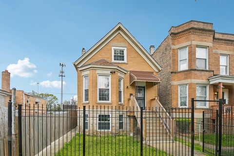 Photo of Chicago, IL 60637 (MLS # 12631867)