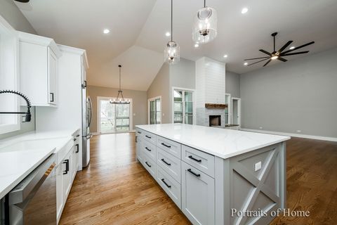 Tiny photo for 1066 Trillium Trail, West Chicago, IL 60185 (MLS # 12459206)