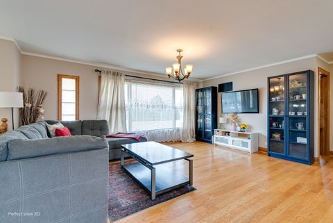 Tiny photo for 10817 S Oak Park Avenue, Worth, IL 60482 (MLS # 12598015)