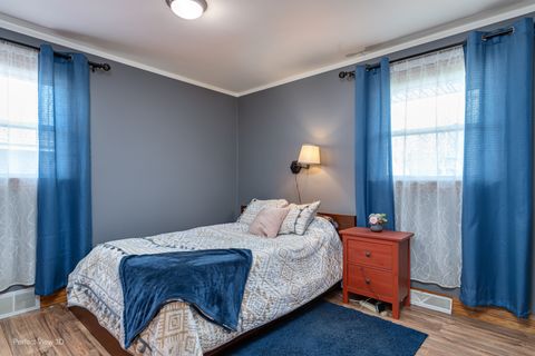 Tiny photo for 10817 S Oak Park Avenue, Worth, IL 60482 (MLS # 12598015)