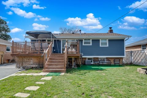 Tiny photo for 10817 S Oak Park Avenue, Worth, IL 60482 (MLS # 12598015)