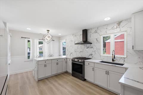 Tiny photo for 9221 S 49TH Court, Oak Lawn, IL 60453 (MLS # 12718222)