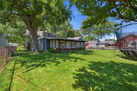 Tiny photo for 9221 S 49TH Court, Oak Lawn, IL 60453 (MLS # 12718222)