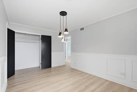 Tiny photo for 9221 S 49TH Court, Oak Lawn, IL 60453 (MLS # 12718222)
