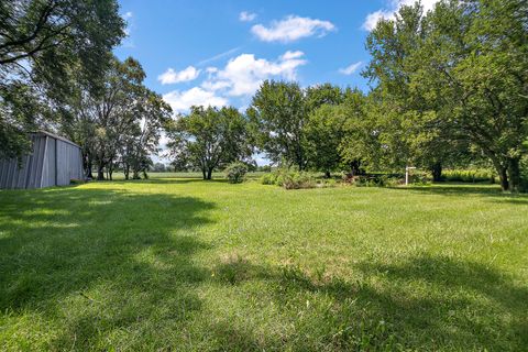 Tiny photo for 1757 E 3000N Road, Martinton, IL 60951 (MLS # 12431250)