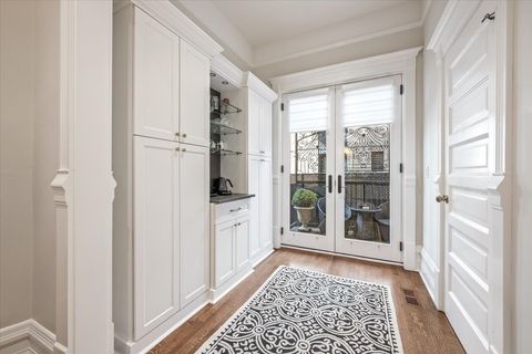 Tiny photo for 1304 N Ritchie Court, Chicago, IL 60610 (MLS # 12573363)