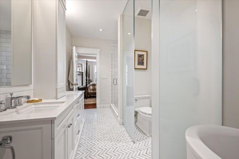 Tiny photo for 1304 N Ritchie Court, Chicago, IL 60610 (MLS # 12573363)