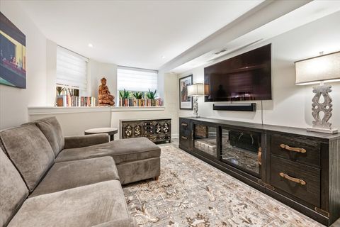 Tiny photo for 1304 N Ritchie Court, Chicago, IL 60610 (MLS # 12573363)