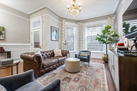 Tiny photo for 1304 N Ritchie Court, Chicago, IL 60610 (MLS # 12573363)