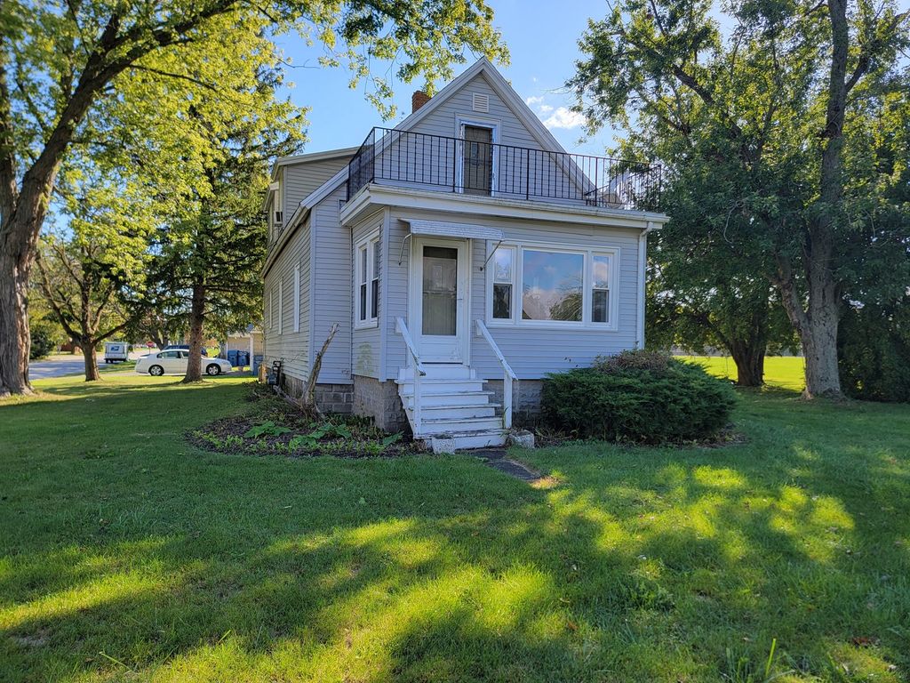 Photo for 3501 Florence Avenue, Steger, IL 60475 (MLS # 12491467)