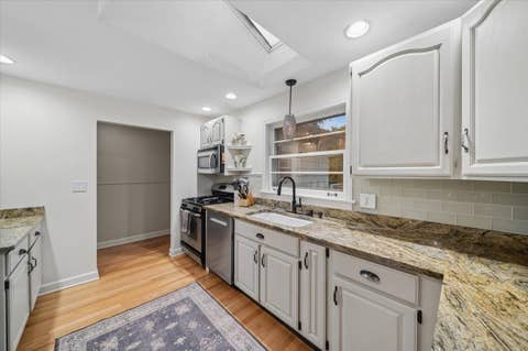 Tiny photo for 1308 W 53rd Place, La Grange Highlands, IL 60525 (MLS # 12671262)
