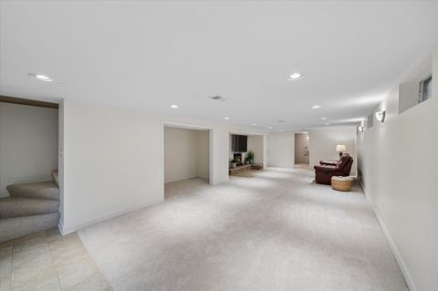 Tiny photo for 1308 W 53rd Place, La Grange Highlands, IL 60525 (MLS # 12671262)
