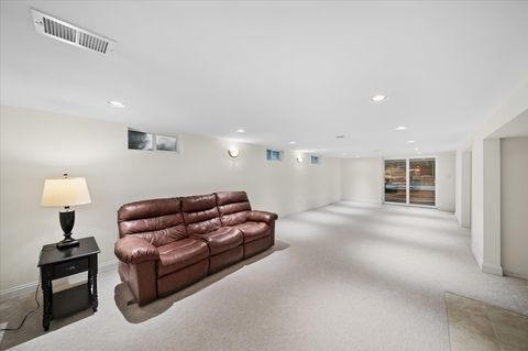 Tiny photo for 1308 W 53rd Place, La Grange Highlands, IL 60525 (MLS # 12671262)