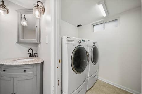 Tiny photo for 1308 W 53rd Place, La Grange Highlands, IL 60525 (MLS # 12671262)
