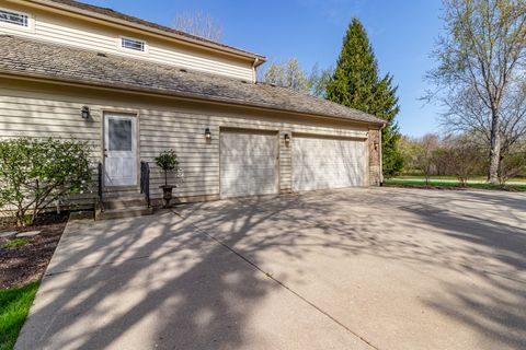 Tiny photo for 38868 N Oakcrest Lane, Wadsworth, IL 60083 (MLS # 12689657)