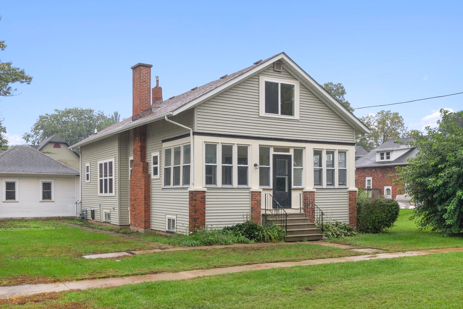 155 E Miller Avenue