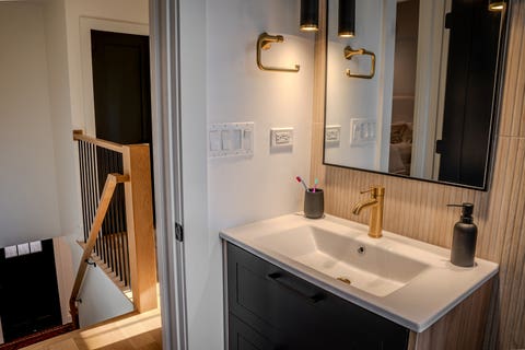 Tiny photo for 4738 W Pratt Avenue, Lincolnwood, IL 60712 (MLS # 12729483)