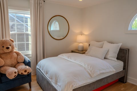Tiny photo for 4738 W Pratt Avenue, Lincolnwood, IL 60712 (MLS # 12729483)