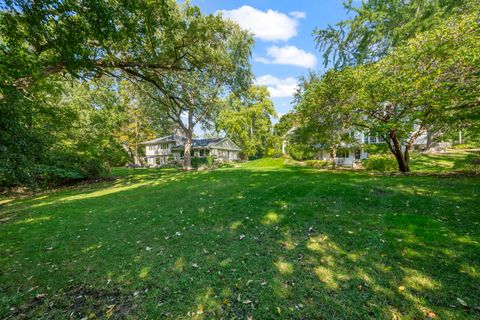 Tiny photo for 208 Biltmore Drive, North Barrington, IL 60010 (MLS # 12491701)