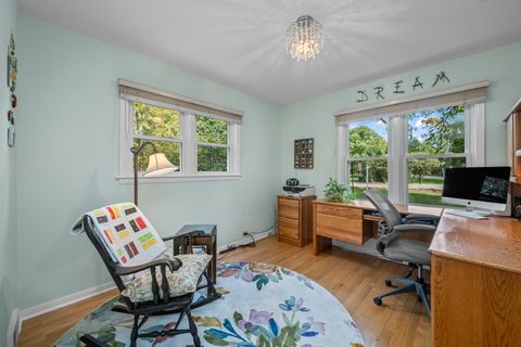 Tiny photo for 208 Biltmore Drive, North Barrington, IL 60010 (MLS # 12491701)