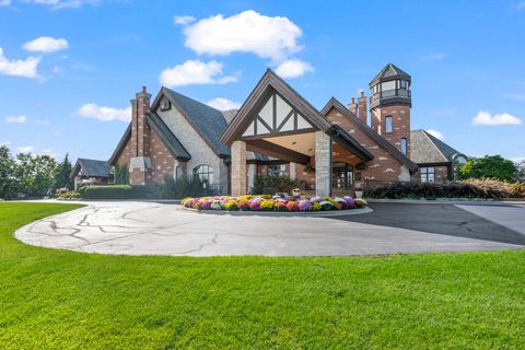 Tiny photo for 208 Biltmore Drive, North Barrington, IL 60010 (MLS # 12491701)