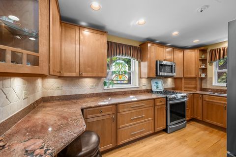 Tiny photo for 208 Biltmore Drive, North Barrington, IL 60010 (MLS # 12491701)