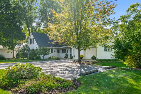 Tiny photo for 208 Biltmore Drive, North Barrington, IL 60010 (MLS # 12491701)