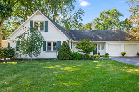 Photo of 208 Biltmore Drive, North Barrington, IL 60010 (MLS # 12491701)