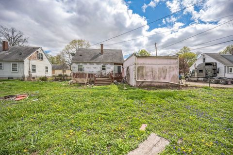 Tiny photo for 230 W Garfiled Avenue, Decatur, IL 62526 (MLS # 12391299)