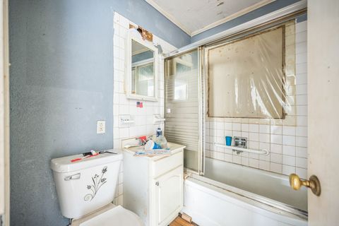 Tiny photo for 230 W Garfiled Avenue, Decatur, IL 62526 (MLS # 12391299)