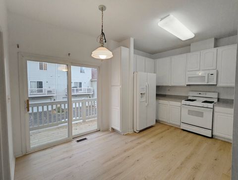 Tiny photo for 442 New Haven Drive #442, Cary, IL 60013 (MLS # 12469393)