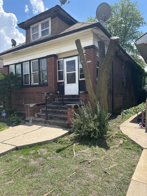 Tiny photo for 5425 W Kamerling Avenue, Chicago, IL 60651 (MLS # 12510661)