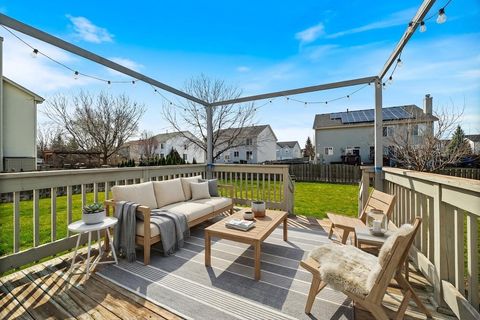 Tiny photo for 579 W CALDWELL Drive, Round Lake, IL 60073 (MLS # 12590812)