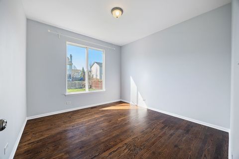 Tiny photo for 579 W CALDWELL Drive, Round Lake, IL 60073 (MLS # 12590812)