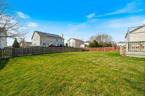 Tiny photo for 579 W CALDWELL Drive, Round Lake, IL 60073 (MLS # 12590812)