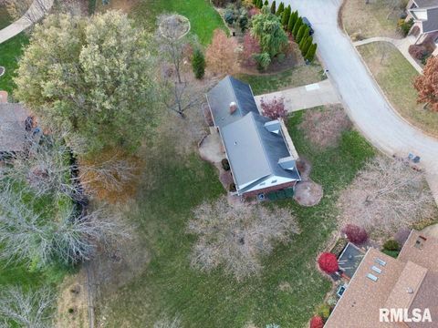 Tiny photo for 2123 S 30TH Street, Quincy, IL 62301 (MLS # QC4269538)