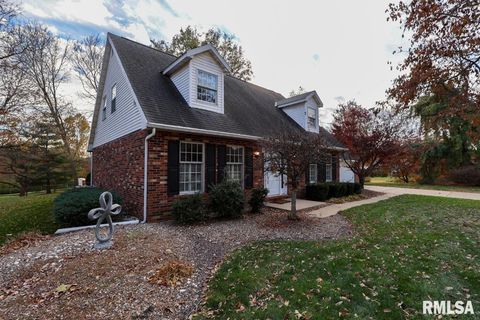 Tiny photo for 2123 S 30TH Street, Quincy, IL 62301 (MLS # QC4269538)