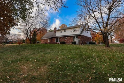 Tiny photo for 2123 S 30TH Street, Quincy, IL 62301 (MLS # QC4269538)