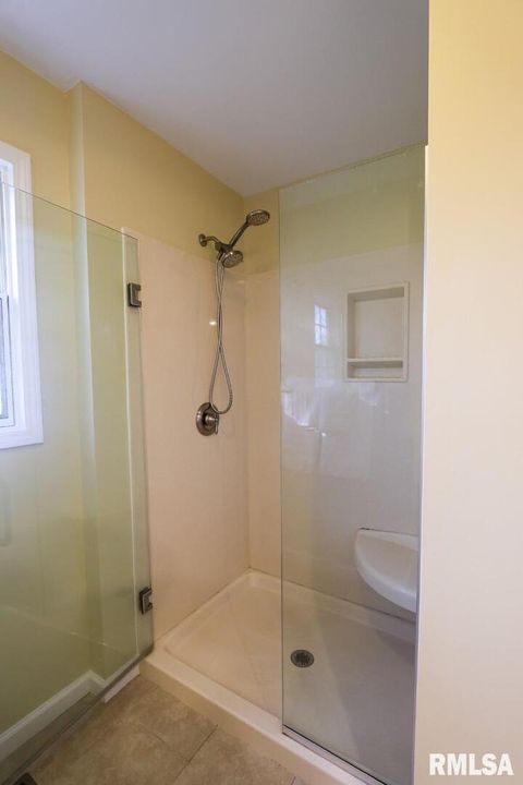 Tiny photo for 2123 S 30TH Street, Quincy, IL 62301 (MLS # QC4269538)