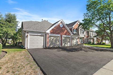 Tiny photo for 1871 Fox Run Drive #A, Elk Grove Village, IL 60007 (MLS # 12482405)