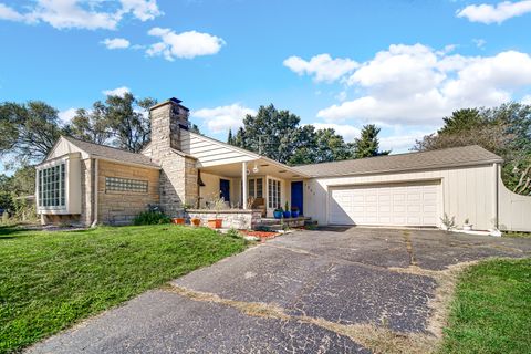 Tiny photo for 1501 Sugar Valley Lane, Joliet, IL 60433 (MLS # 12467329)