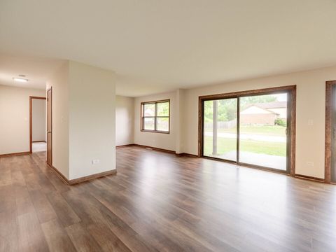 Tiny photo for 19211 Elm Drive #145, Country Club Hills, IL 60478 (MLS # 12544280)