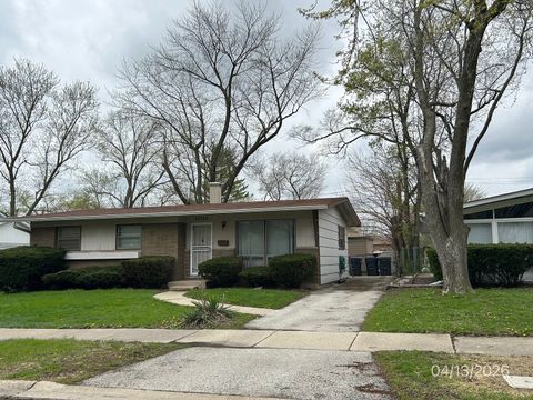 Tiny photo for 15722 Woodlawn East Avenue, South Holland, IL 60473 (MLS # 12617424)